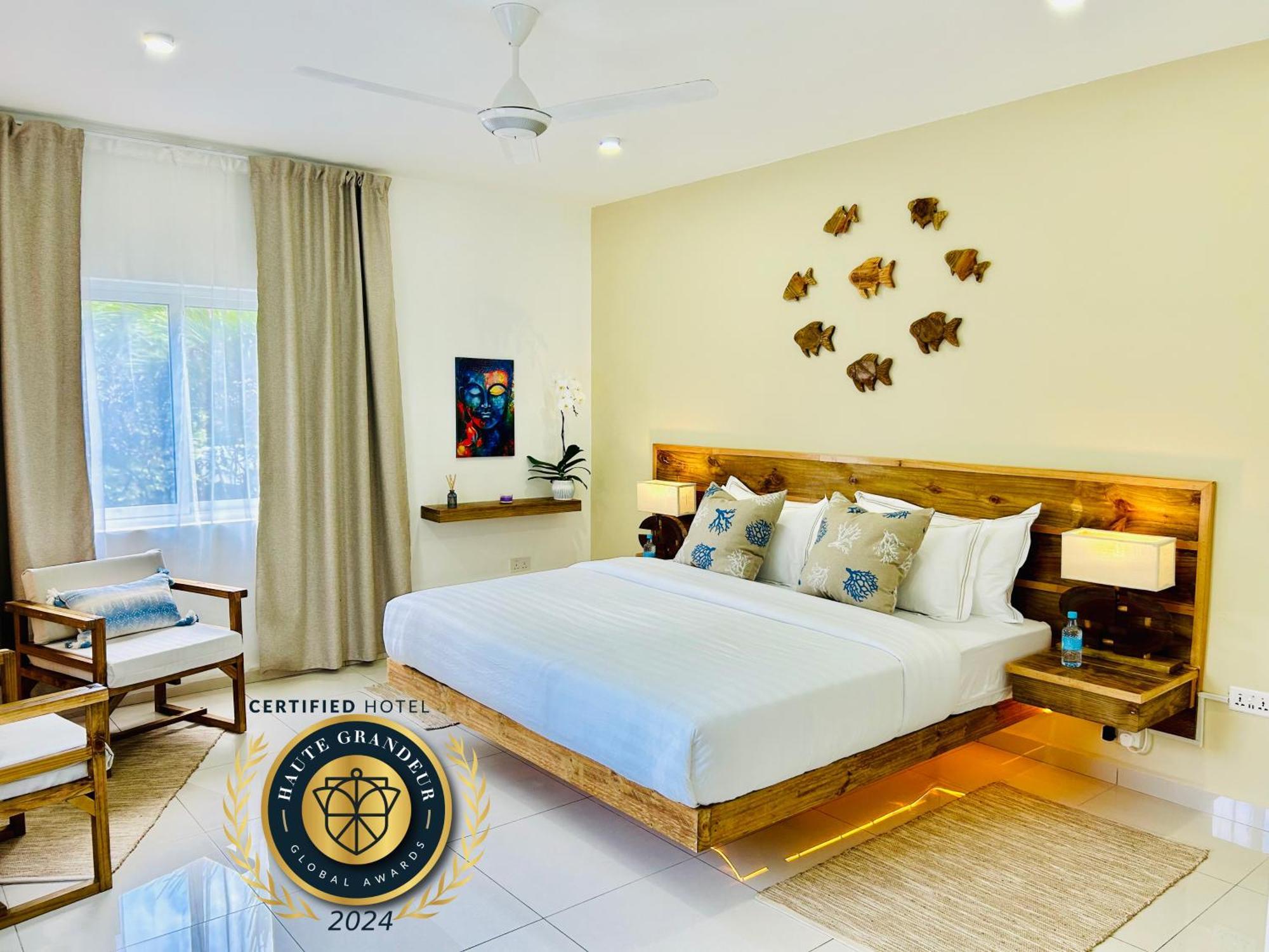The Seaboards Apartments Seychelles Anse Royale Exterior photo